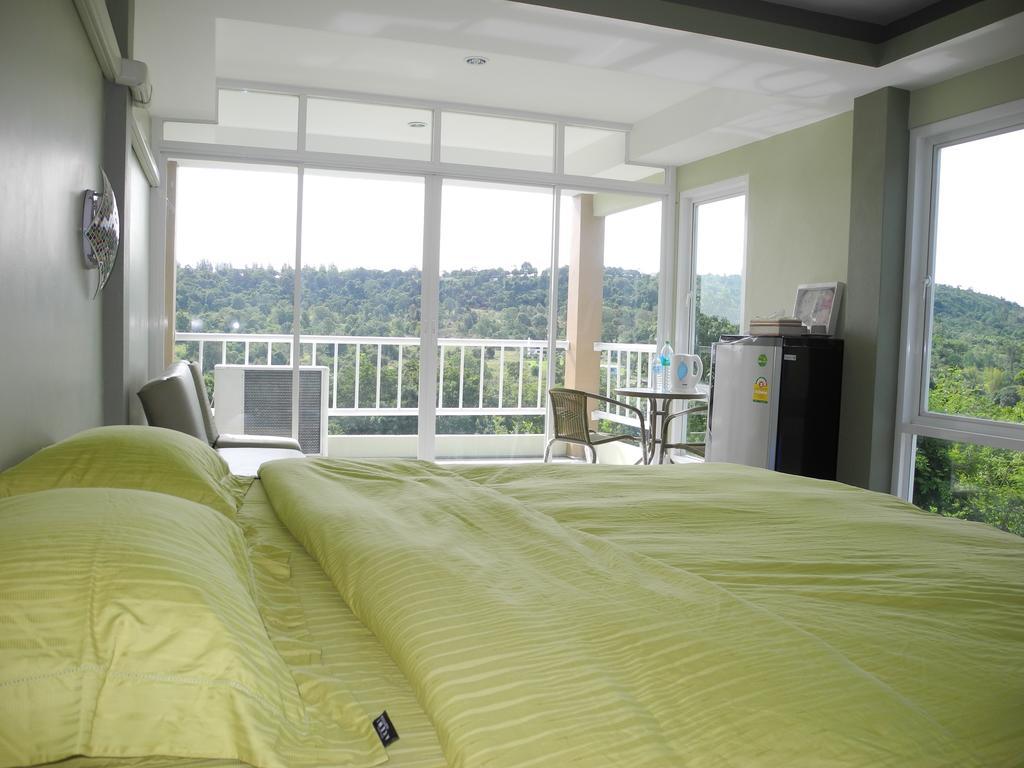 Hotel Wind Hills Nakhonratchasima Zimmer foto