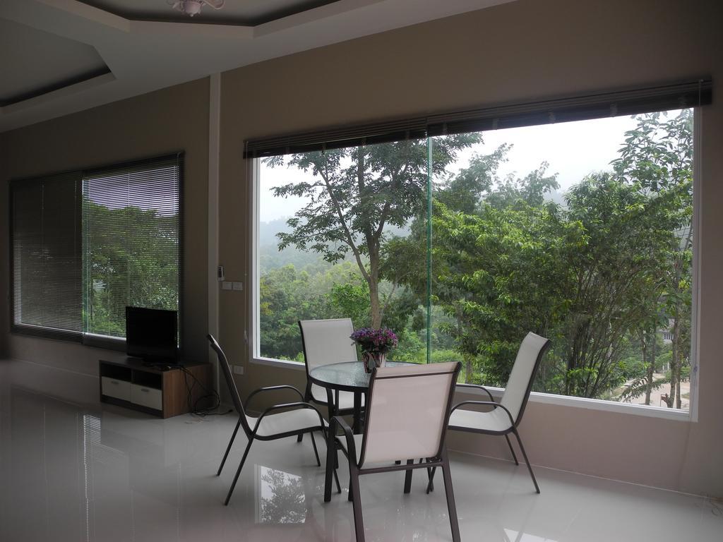 Hotel Wind Hills Nakhonratchasima Zimmer foto