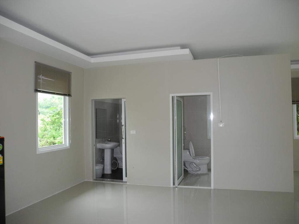 Hotel Wind Hills Nakhonratchasima Zimmer foto