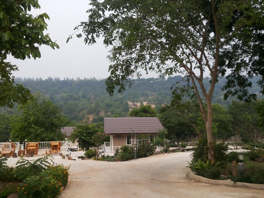 Hotel Wind Hills Nakhonratchasima Exterior foto